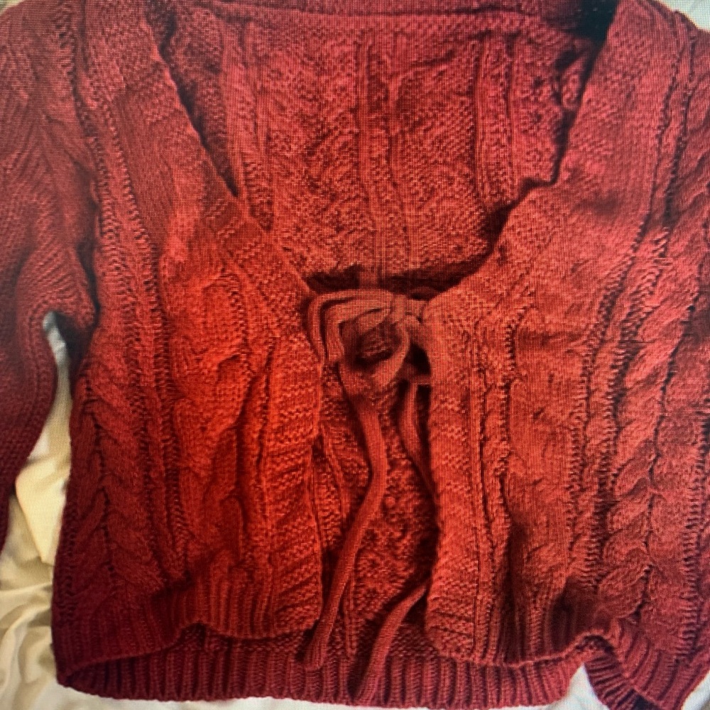 Women's Cable Knit Sweater - Red